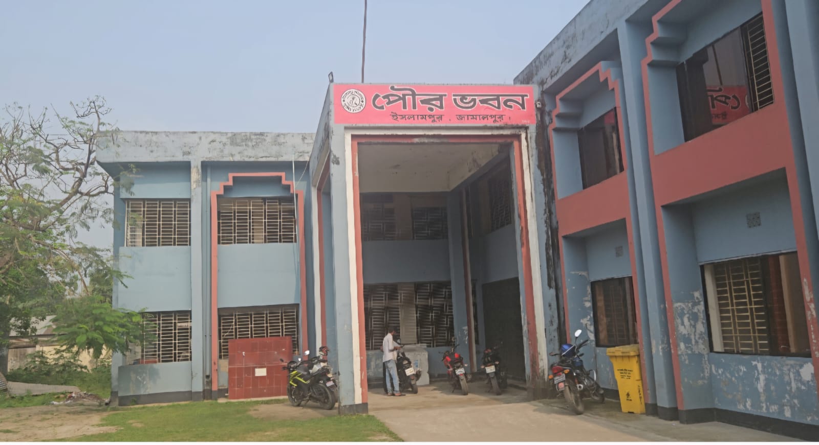 এডিবির ২৫ লাখ টাকার কাজের অনিয়মের পেছনের কারিগর পৌরসভার বুলবুল